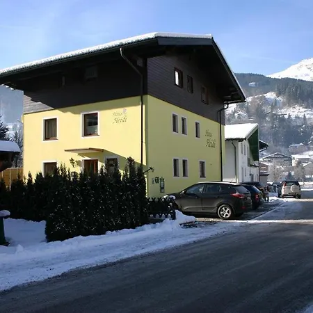 Heidi, Haus Apartment *