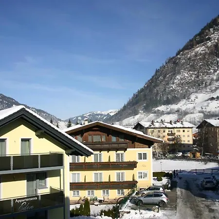 Heidi, Haus *
